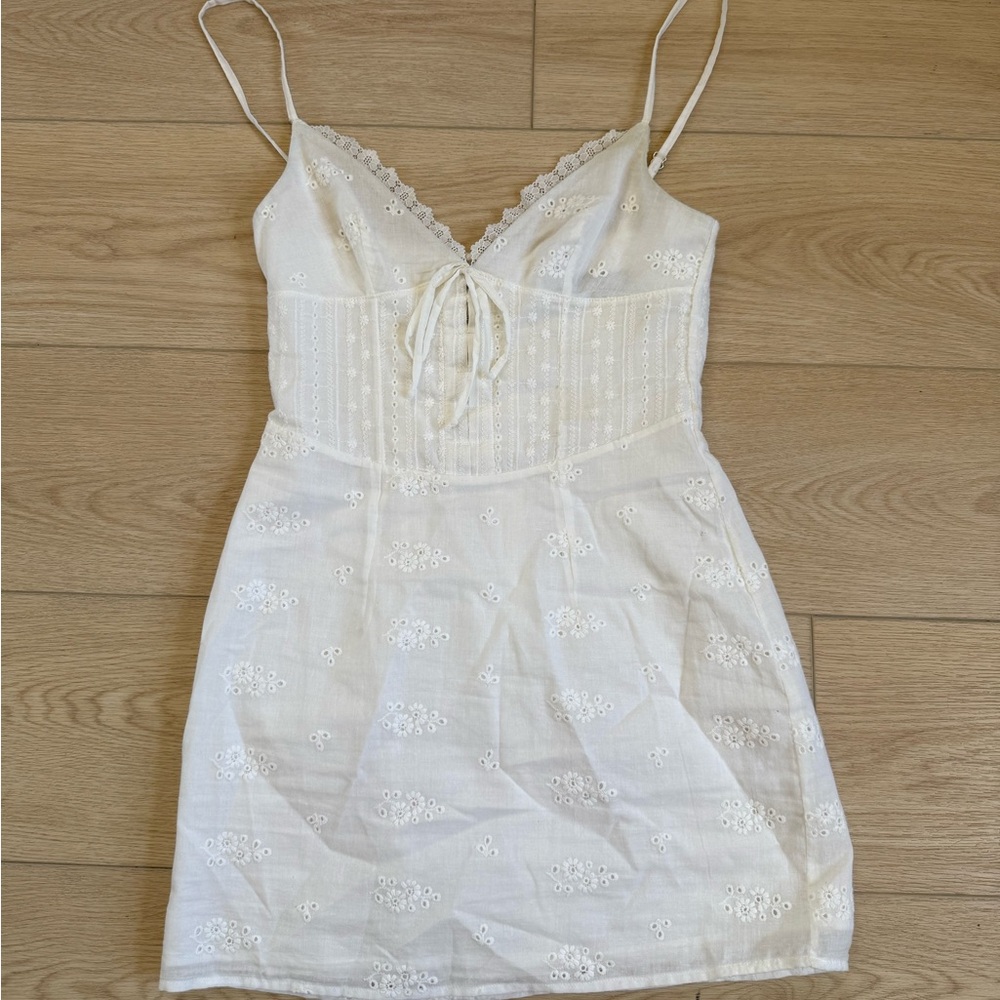 White fox mini dress